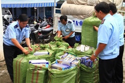 Thí điểm đấu giá thuốc lá ngoại nhập lậu bị tịch thu để xuất khẩu