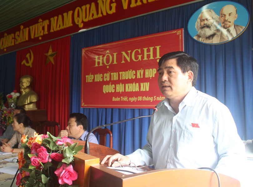 Đoàn Đại biểu Quốc hội tỉnh tiếp xúc cử tri tại huyện Lắk