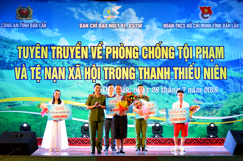 Tuyên truyền về phòng chống tội phạm và tệ nạn xã hội trong thanh thiếu niên