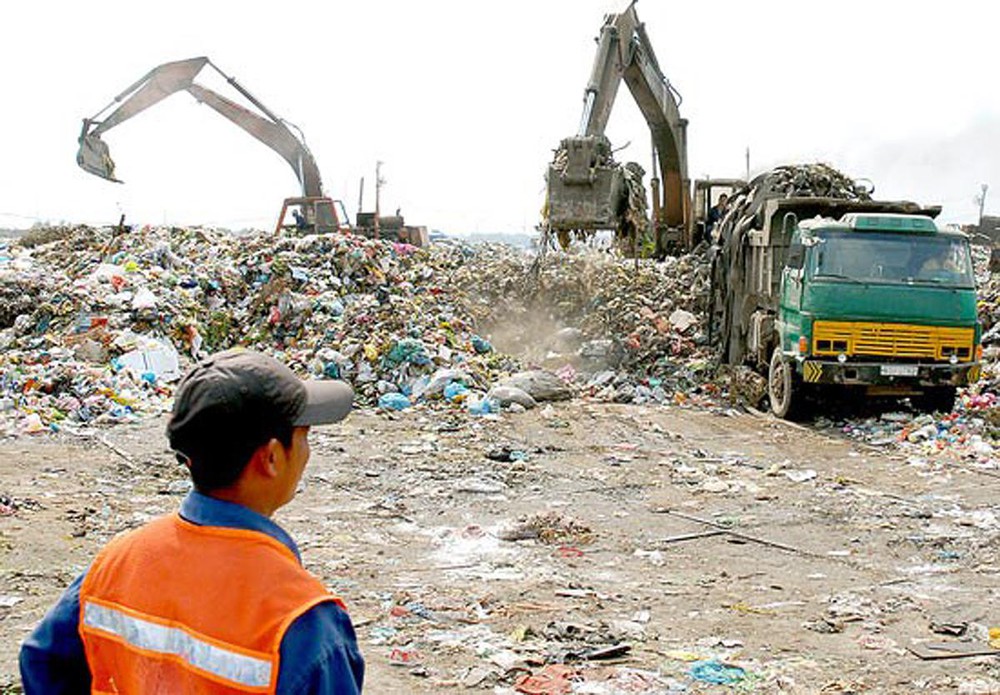 Quy định giá tối đa dịch vụ xử lý chất thải rắn sinh hoạt sử dụng vốn ngân sách nhà nước.