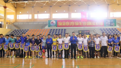 Quyết định phê duyệt Báo cáo nghiên cứu khả thi Dự án Nhà rèn luyện thân thể và hạ tầng kỹ thuật thuộc Trường Chính trị tỉnh.