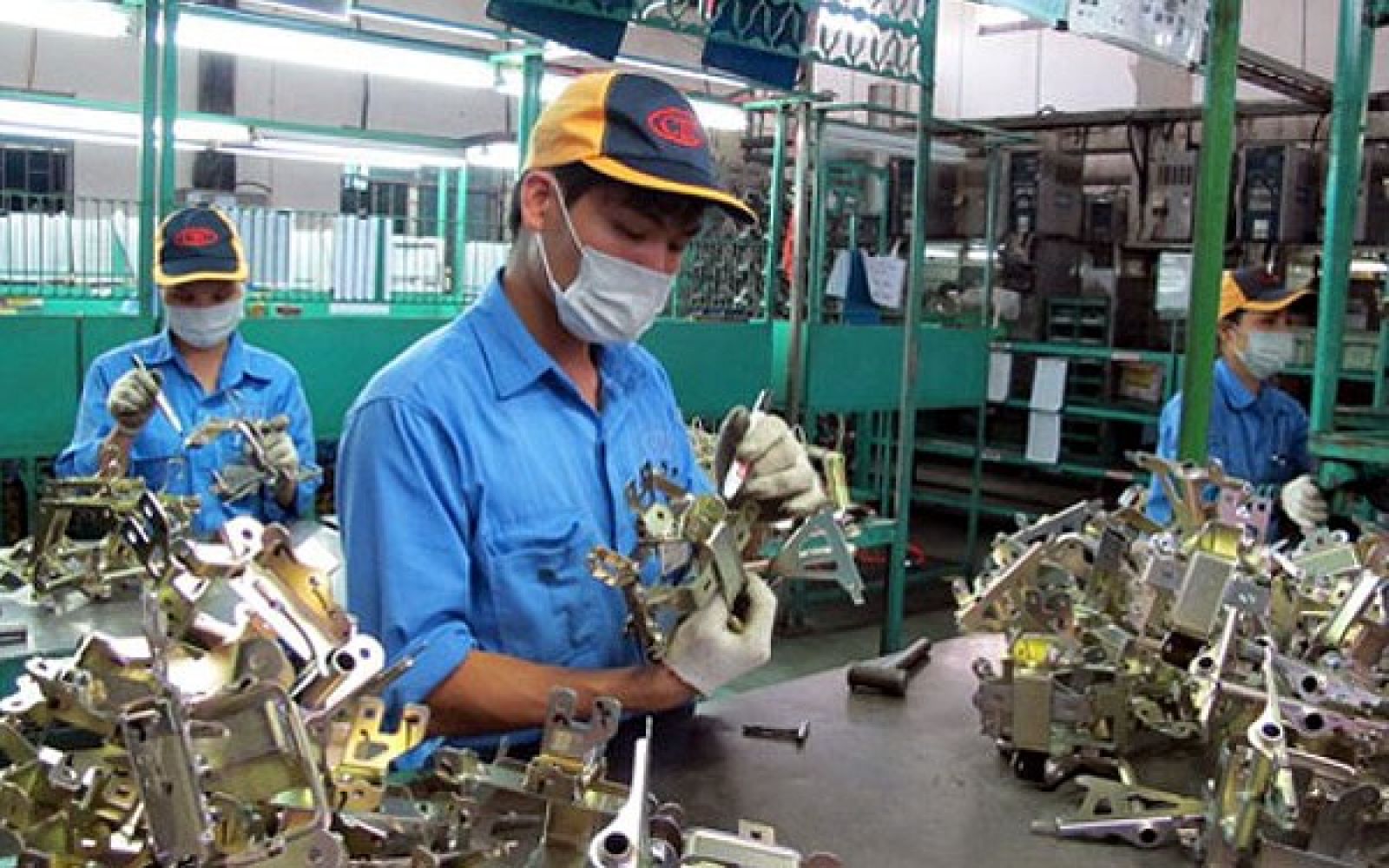Xây dựng kế hoạch triển khai thực hiện Chương trình hành động cắt giảm chi phí cho doanh nghiệp.
