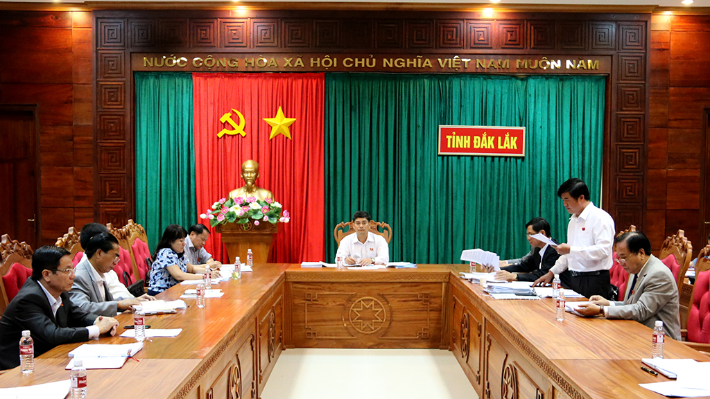 7th session of the 9th Provincial People’s Council: Group discussion about targets set for 2019