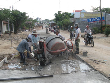 Đầu tư xây dựng Quốc lộ 29 nối 02 tỉnh Phú Yên và Đắk Lắk.