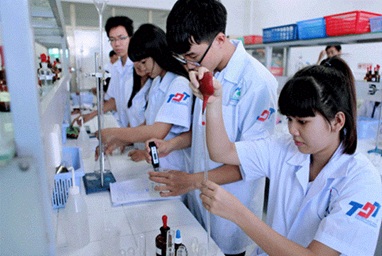 Thực hiện cơ chế tự chủ đối với các cơ sở giáo dục