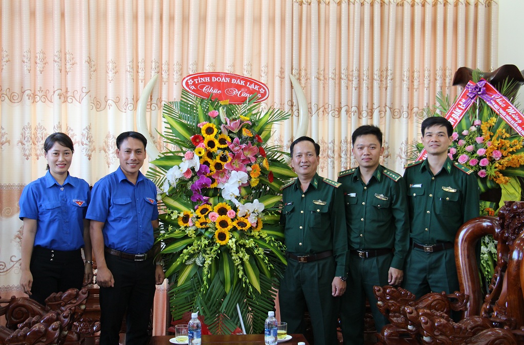 Thăm chúc mừng Bộ Chỉ huy Bộ đội Biên phòng tỉnh nhân Ngày truyền thống Bộ đội Biên phòng