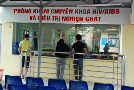 Thực hiện Chương trình điều trị thay thế nghiện các chất dạng thuốc phiện