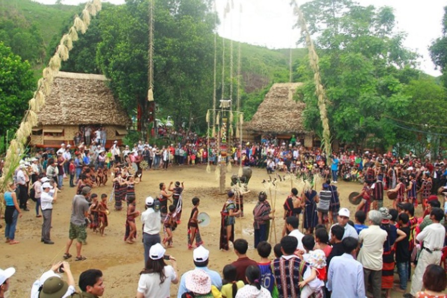 Tổ chức các hoạt động Ngày Văn hóa các dân tộc Việt Nam năm 2019 tại Làng Văn hóa – Du lịch các dân tộc Việt Nam.