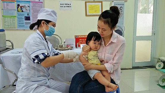 Triển khai chiến dịch tiêm bổ sung vắc xin sởi – rubella cho 134.312 trẻ 1-5 tuổi vùng nguy cơ cao năm 2019