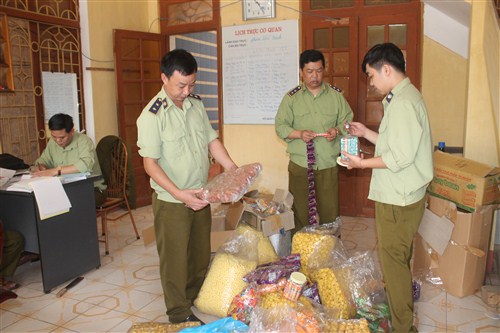 Tăng cường biện pháp đấu tranh chống buôn lậu, gian lận thương mại, hàng giả