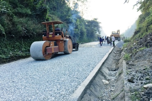 Đề xuất kế hoạch đầu tư công trung hạn 5 năm 2021-2025 các dự án ngành Giao thông và Nông nghiệp phát triển nông thôn trên địa bàn tỉnh