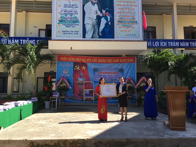 Trường Tiểu học Nguyễn Văn Trỗi (M'Đrắk): Đón nhận danh hiệu Trường Chuẩn quốc gia
