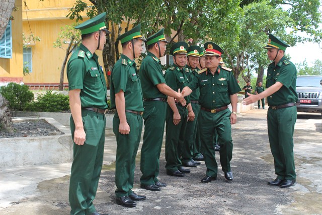 Bộ Tổng Tham mưu kiểm tra tiến độ đường tuần tra biên giới Đắk Lắk, Đắk Nông