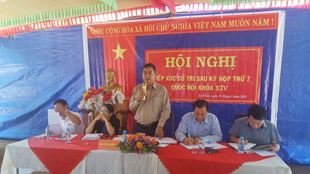 Đoàn đại biểu Quốc hội tỉnh Đắk Lắk tiếp xúc cử tri tại huyện Ea H'Leo