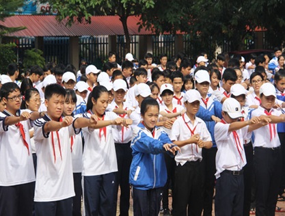 Công nhận lại thành phố Buôn Ma Thuột đạt chuẩn phổ cập giáo dục tiểu học đúng độ tuổi mức độ 1 năm 2015