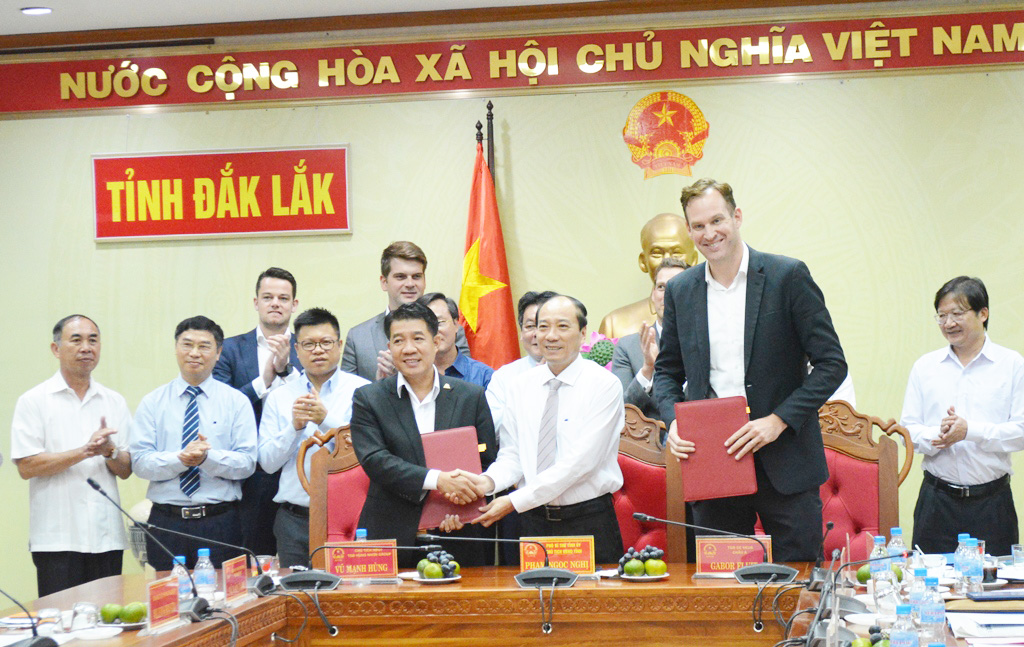 Chủ trương khảo sát, lập dự án Khu tổ hợp chăn nuôi ứng dụng công nghệ cao DHN Đắk Lắk tại xã Ea M’Droh, huyện Cư M’gar