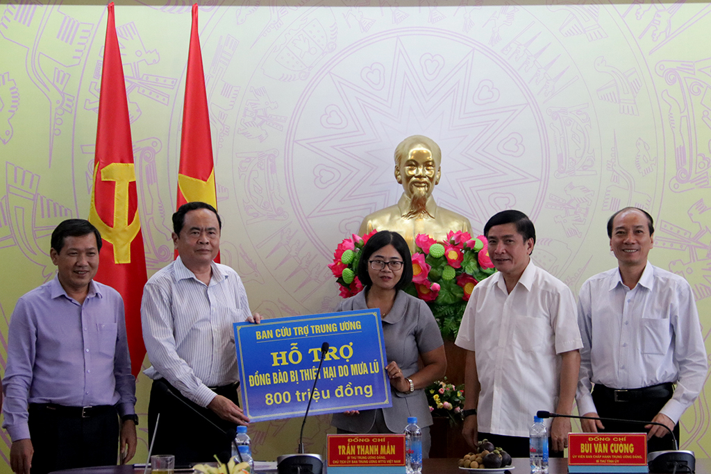 President of the VFFCC Tran Thanh Man worked with the Provincial Party Standing Committee
