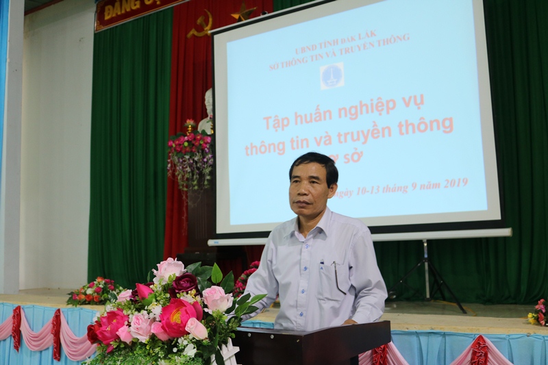 Tập huấn nghiệp vụ thông tin và truyền thông cho cán bộ cơ sở của thị trấn Liên Sơn, huyện Lắk