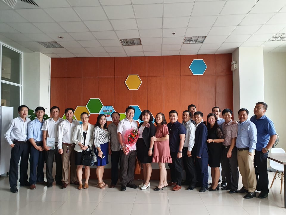 Bí thư Tỉnh ủy Đắk Lắk thăm Hội Doanh nhân trẻ tỉnh