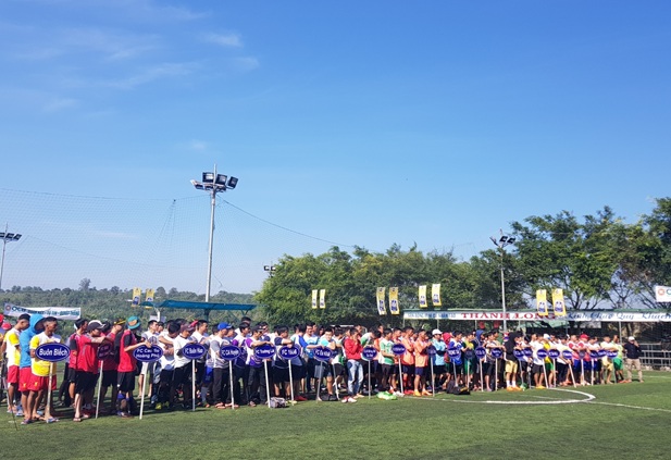 Khai mạc giải bóng đá mini các câu lạc bộ huyện Ea H’leo năm 2019