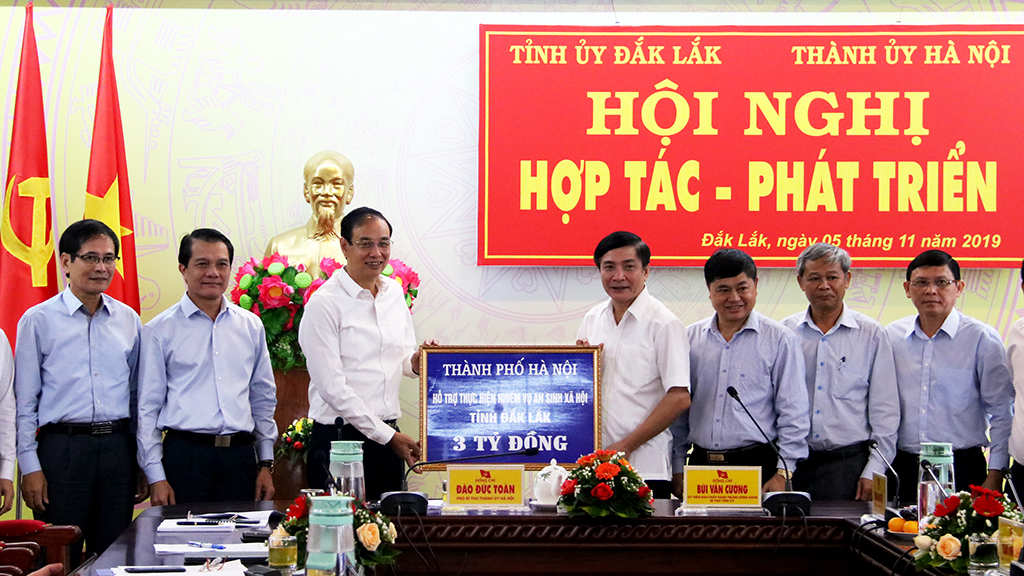 Hội nghị Hợp tác- phát triển giữa Đắk Lắk và Hà Nội