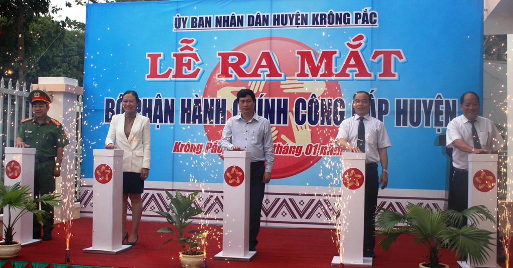 Ra mắt Bộ phận hành chính công huyện Krông Pắk