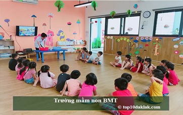 Cấp Bằng công nhận trường học đạt chuẩn quốc gia