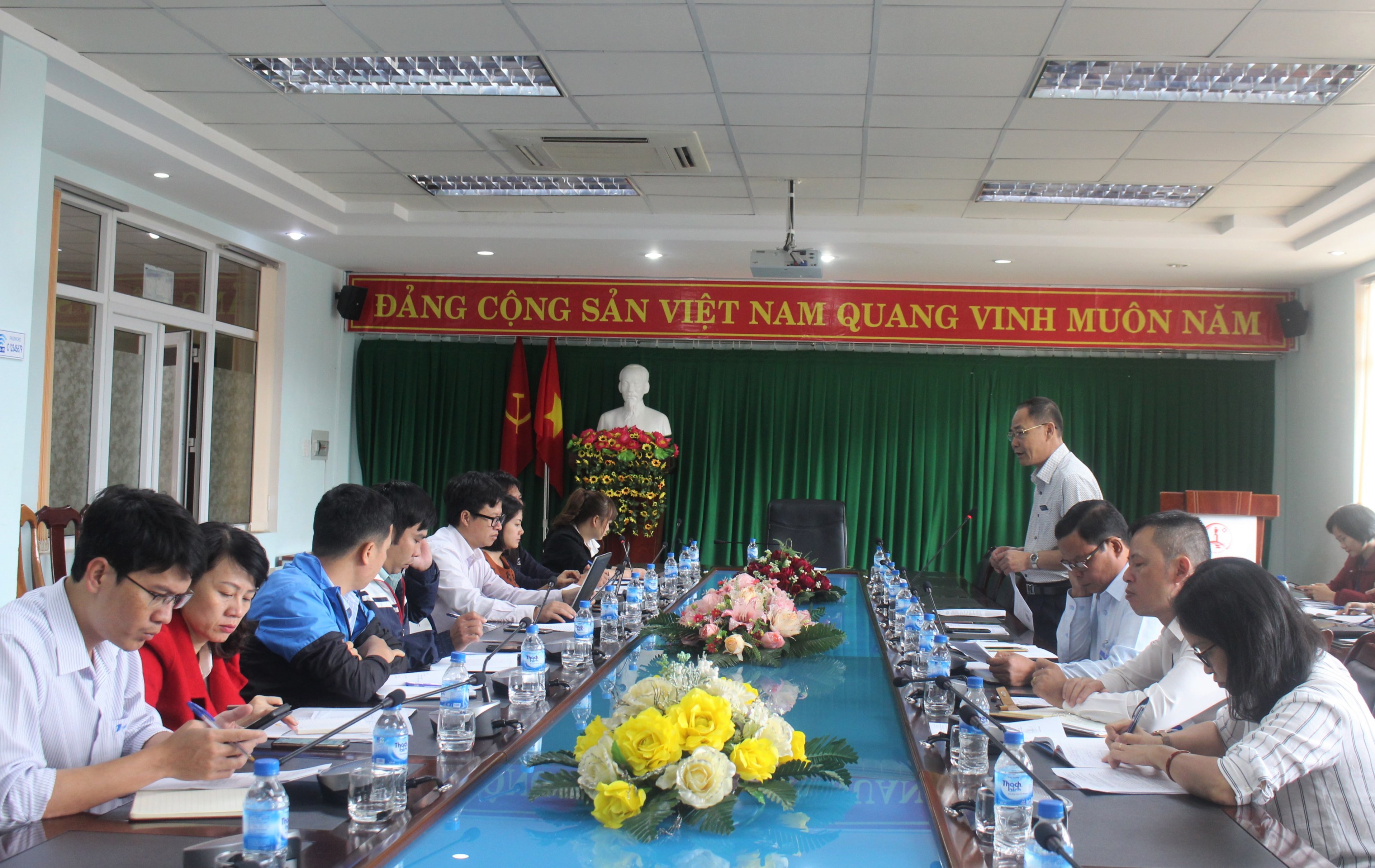 Supervising IT application and E-Government building at Buon Ma Thuot city People’s Committee