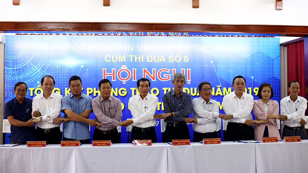 Cụm thi đua số 6 thuộc Bộ Thông tin và Truyền thông ký kết giao ước thi đua năm 2020