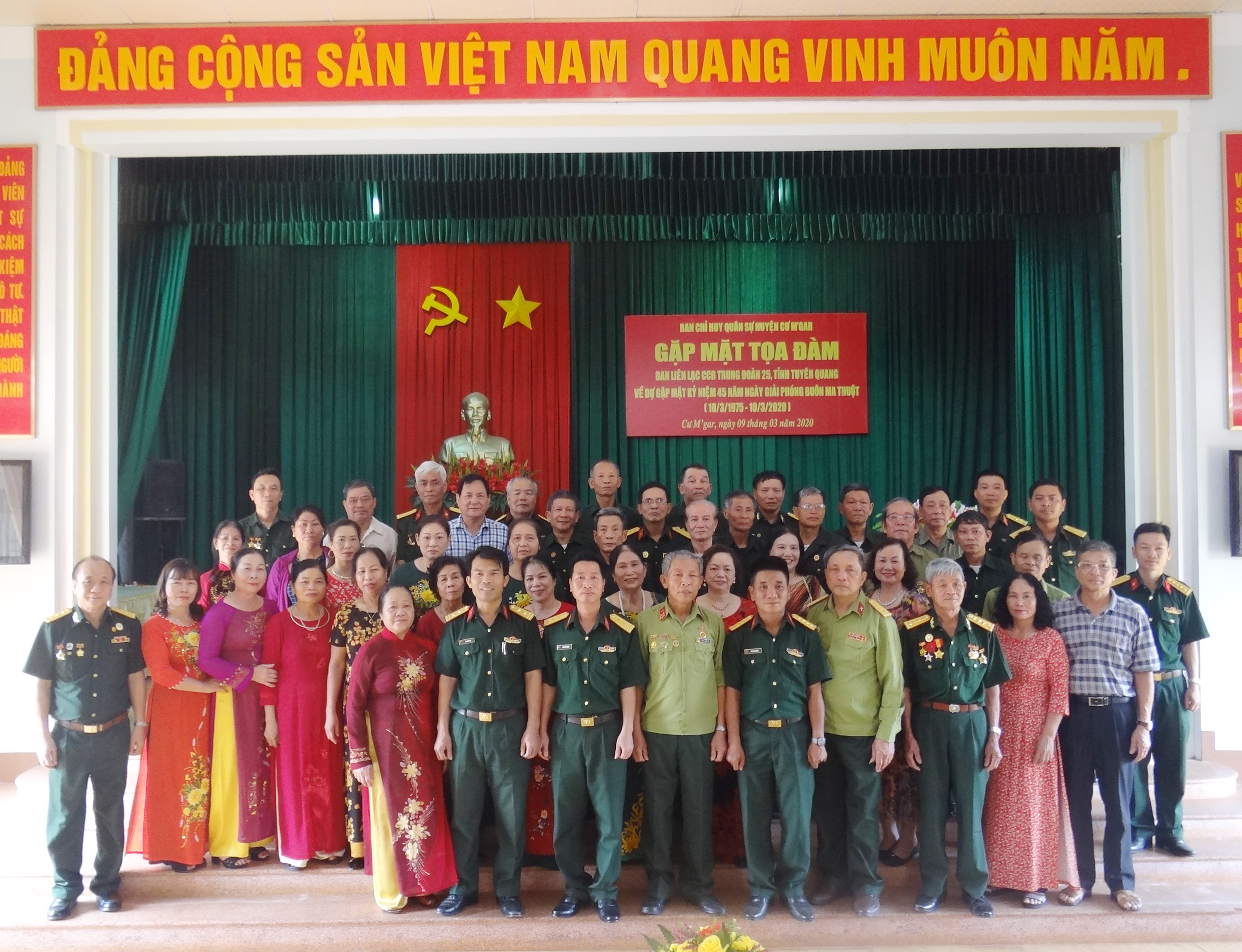 Huyện Cư M’gar đón Đoàn Cựu chiến binh trung đoàn 25 thăm chiến trường xưa