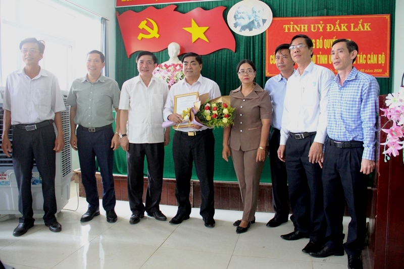 The Standing Committee of the Provincial Party Committee announces new Secretary of Lak District Party Committee