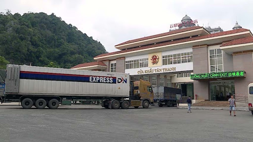 Xuất, nhập khẩu hàng hóa qua cửa khẩu biên giới Việt - Trung