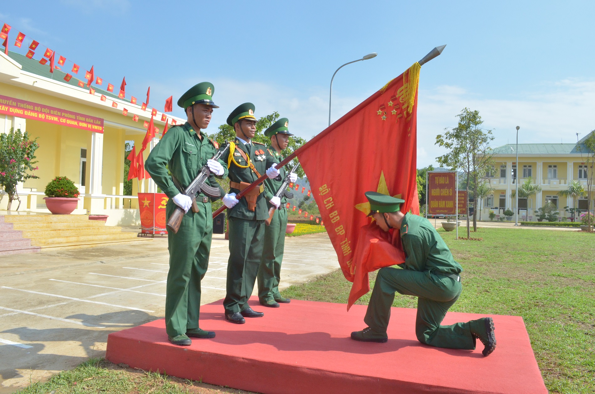 Bộ đội Biên phòng Đắk Lắk tổ chức tuyên thệ chiến sĩ mới