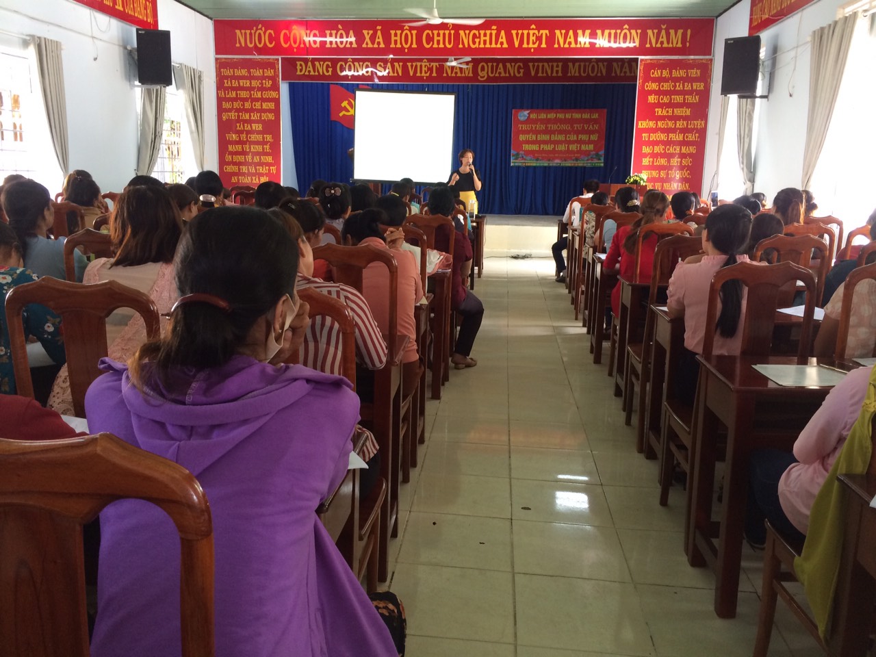 Truyền thông, tư vấn quyền bình đẳng của phụ nữ, quyền trẻ em trong pháp luật Việt Nam năm 2020