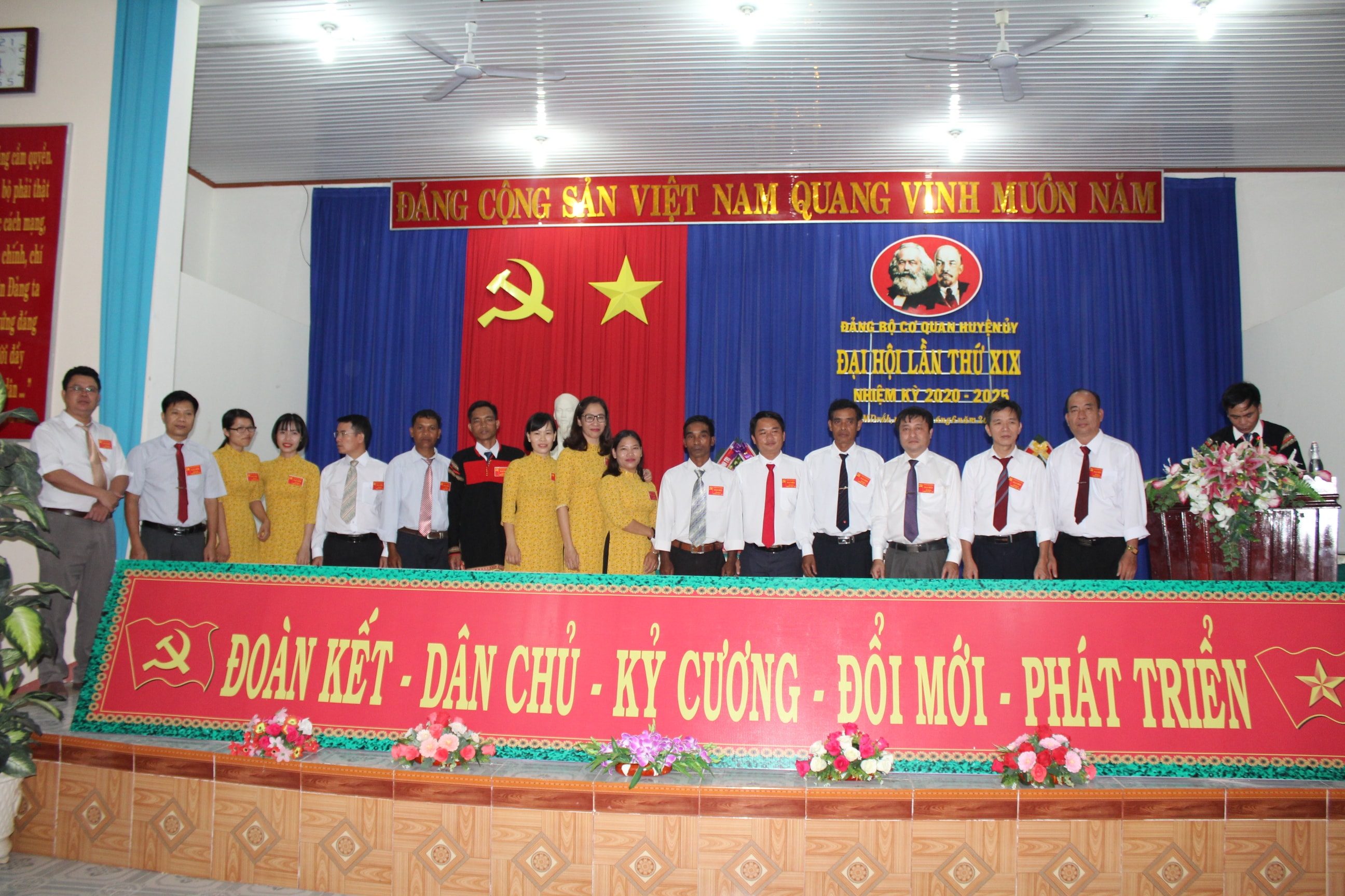 Đại hội Đảng bộ Cơ quan Huyện ủy M’Đrắk lần thứ XIX, nhiệm kỳ 2020- 2025
