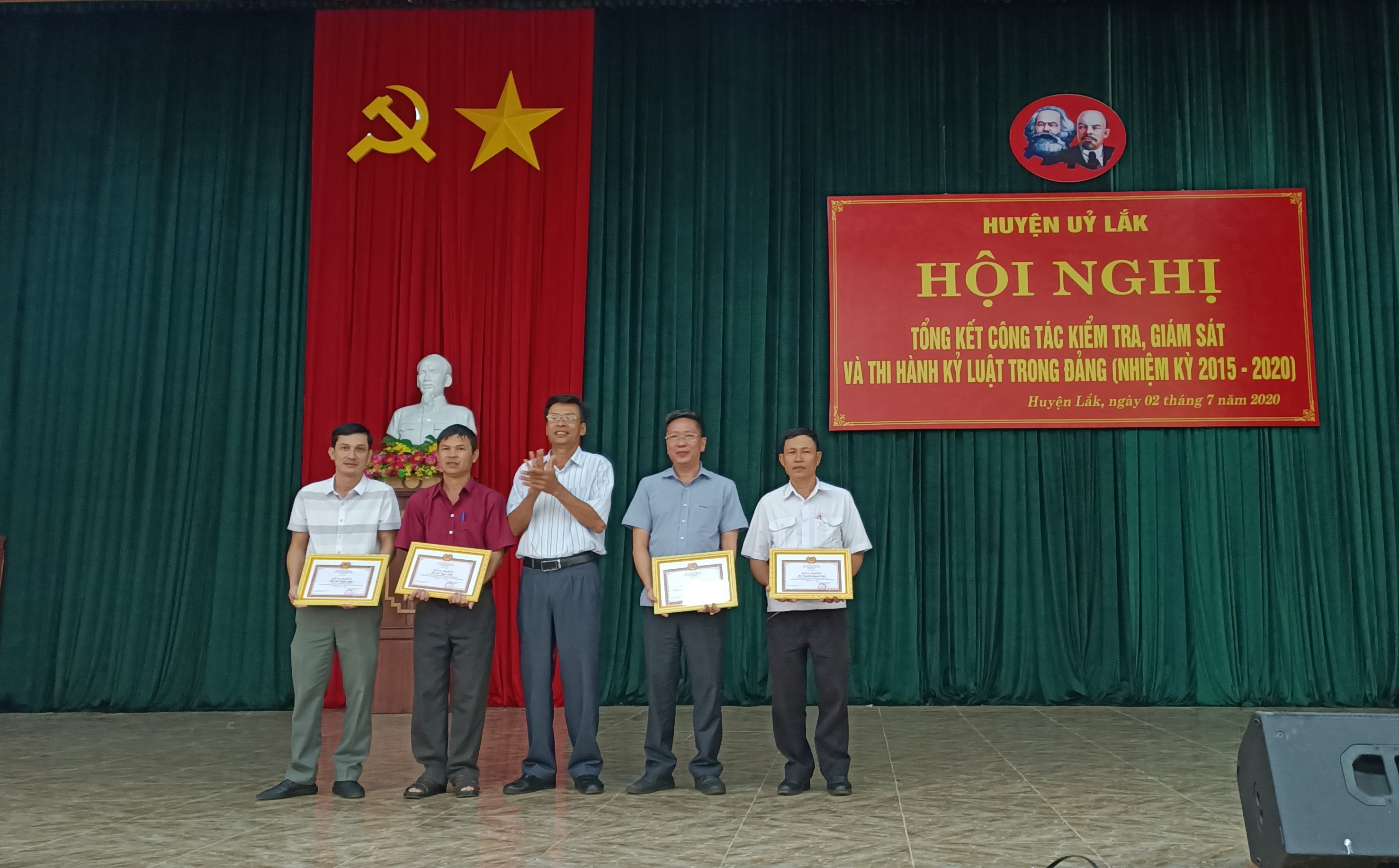 Huyện ủy Lắk tổng kết công tác kiểm tra, giám sát và thi hành kỷ luật trong Đảng, nhiệm kỳ 2015 - 2020