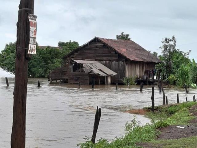 Đắk Lắk mưa lớn kéo dài khiến huyện Ea Súp và Buôn Đôn ngập lụt