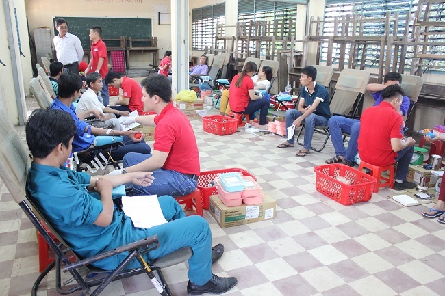 Vận động người dân tích cực tham gia hiến máu tình nguyện