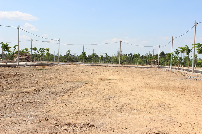 Quyết định về việc cho phép chuyển mục đích sử dụng 5.194,3 m2 đất tại thị trấn Krông Kmar, huyện Krông Bông