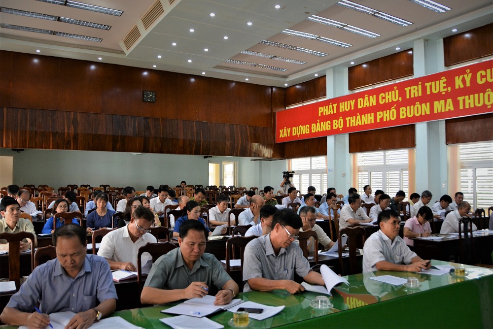 Hội nghị chuyên đề về tạo nguồn phát triển đảng viên
