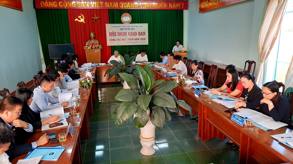 Ủy ban MTTQ Việt Nam tỉnh giao ban cụm thi đua số 02
