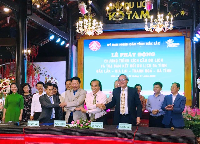 Dak Lak launches stimulus program and Seminar on tourism connection among Dak Lak - Gia Lai - Thanh Hoa - Ha Tinh