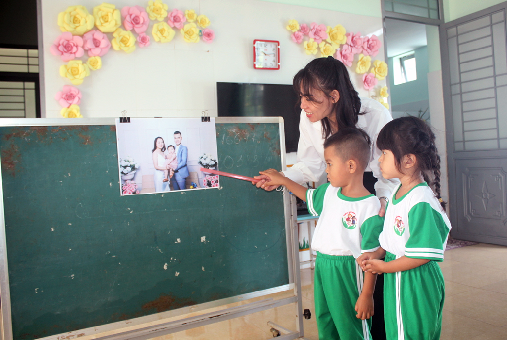 Huyện Buôn Đôn: Chú trọng tăng cường tiếng Việt cho trẻ mầm non, học sinh tiểu học vùng dân tộc thiểu số