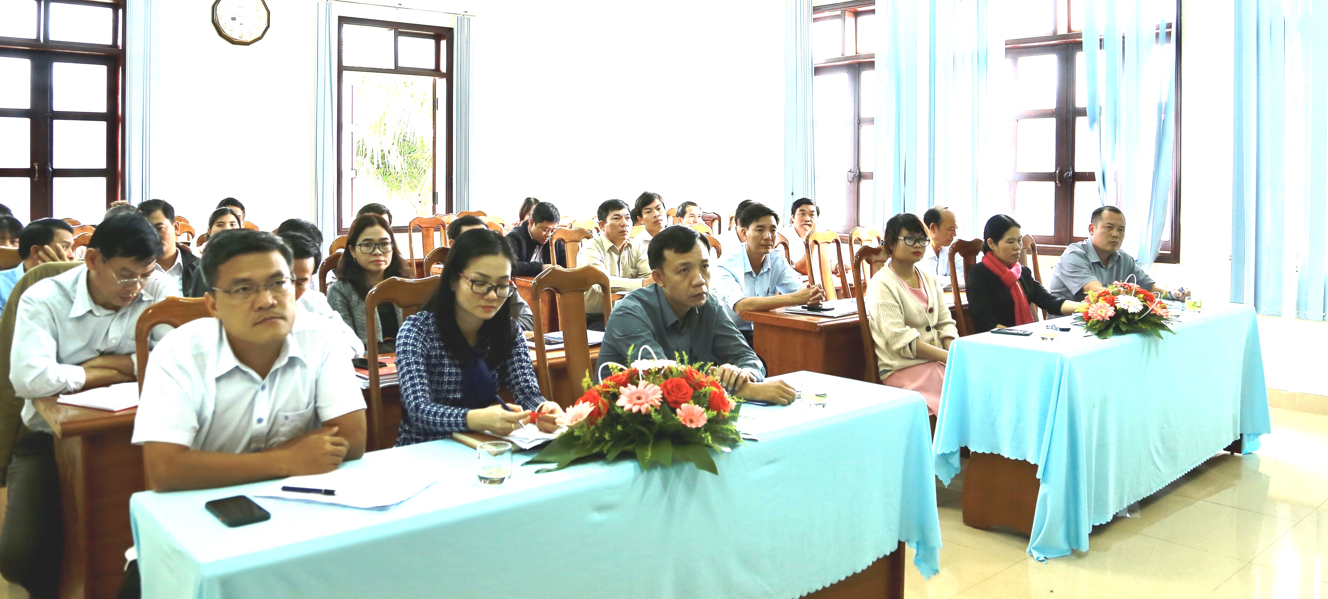 Huyện Cư Kuin: Tổng kết công tác khoa giáo năm 2020, triển khai nhiệm vụ năm 2021