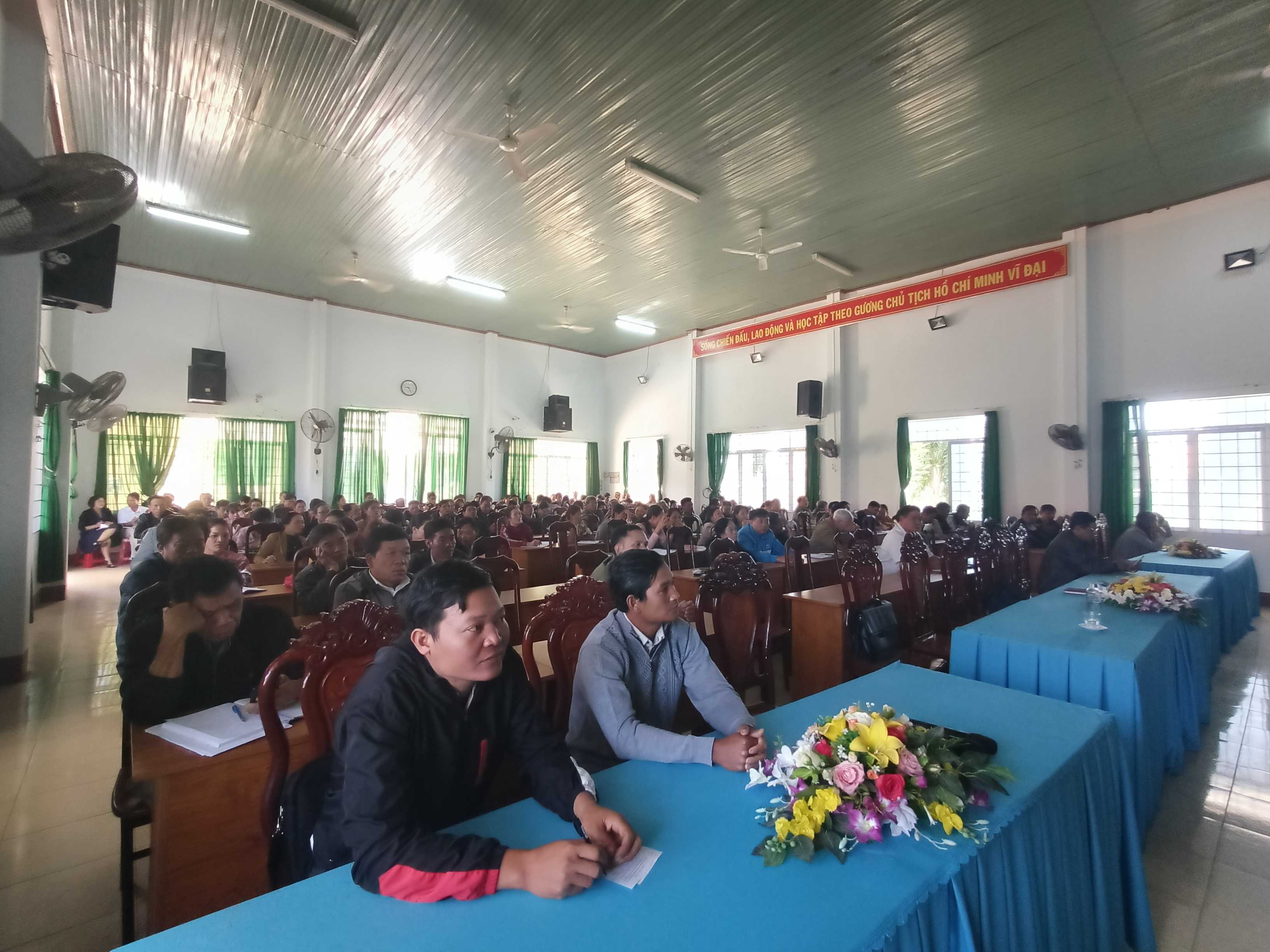 Huyện Lắk: Hội nghị thông tin thời sự, chính sách cho đội ngũ báo cáo viên, tuyên truyền viên ở cơ sở quý I năm 2021