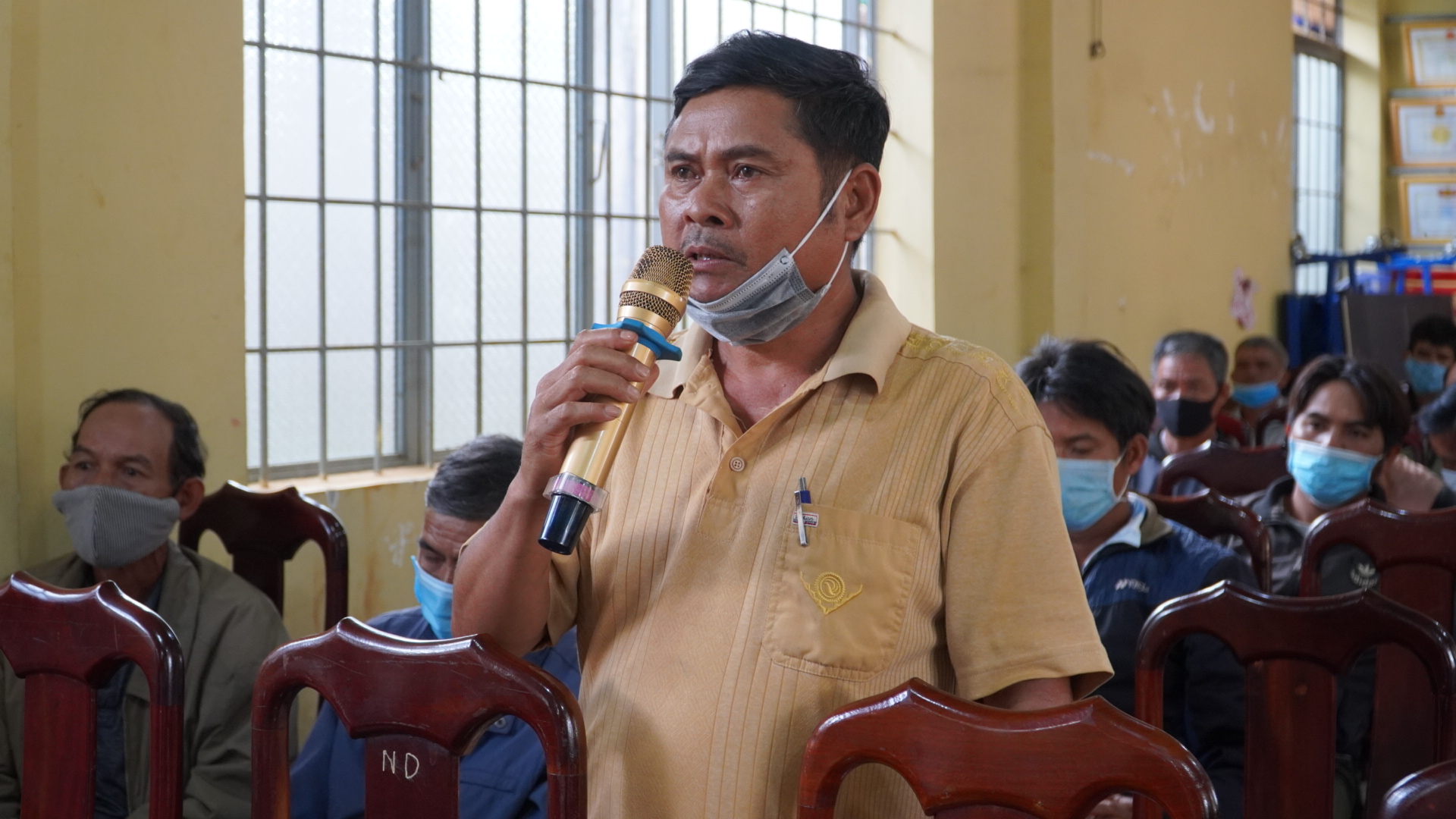Tiếp xúc giữa cử tri với người ứng cử HĐND tỉnh tại xã Cư Né (huyện Krông Búk)