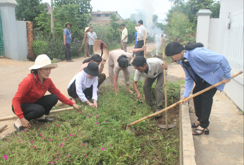 Dân vận khéo góp phần xây dựng Nông thôn mới ở thôn 9 xã Ea Bar