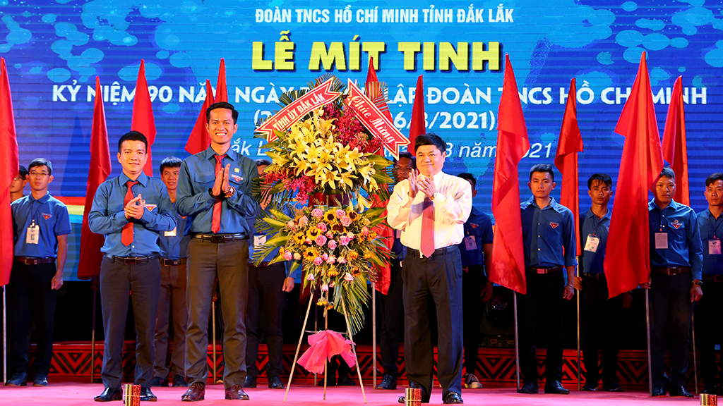 Lễ mít tinh kỷ niệm 90 năm Ngày thành lập Đoàn TNCS Hồ Chí Minh