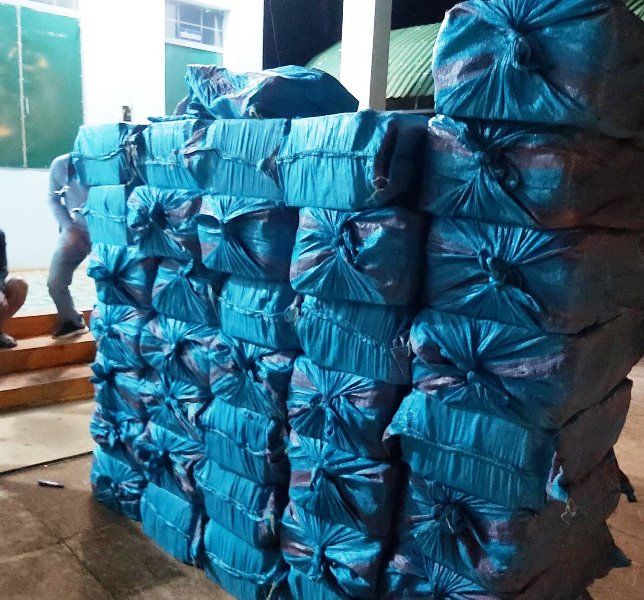Đắk Lắk phát hiện vụ vận chuyển hơn 18.000 bao thuốc lá lậu