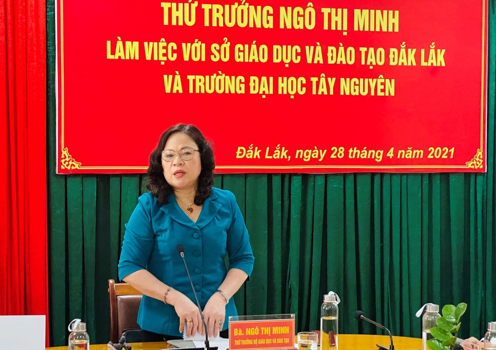 Thứ trưởng Bộ Giáo dục và Đào tạo Ngô Thị Minh làm việc với Sở GD&ĐT Đắk Lắk và Trường Đại học Tây Nguyên